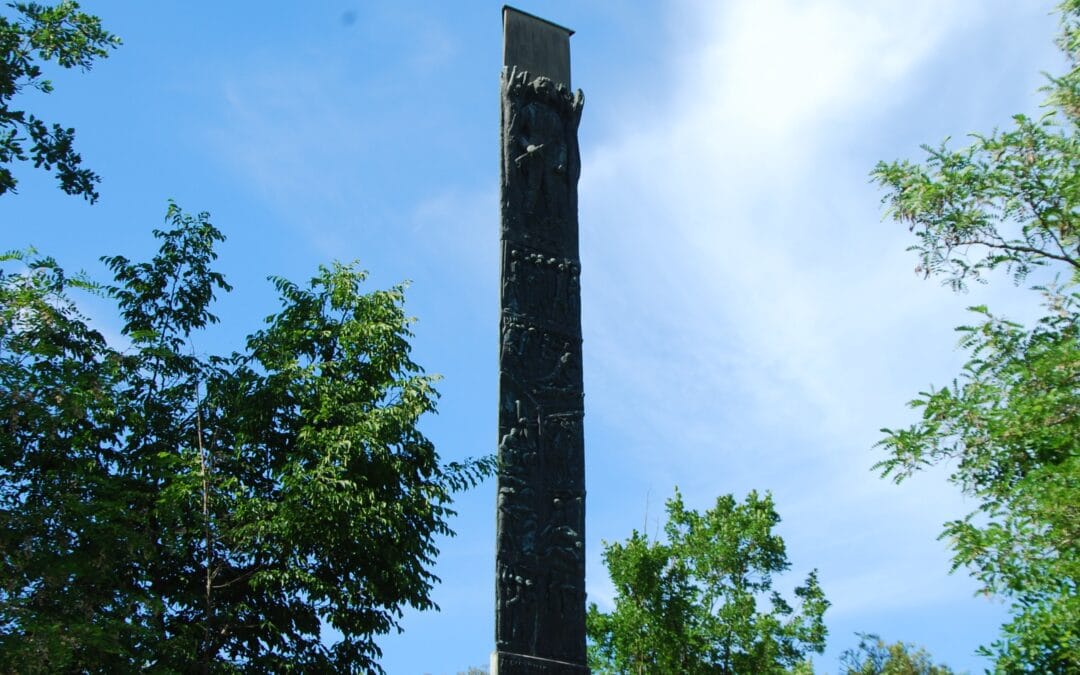 MONUMENTO IN RICORDO DEI CADUTI NELLA BATTAGLIA DI PERTUSO